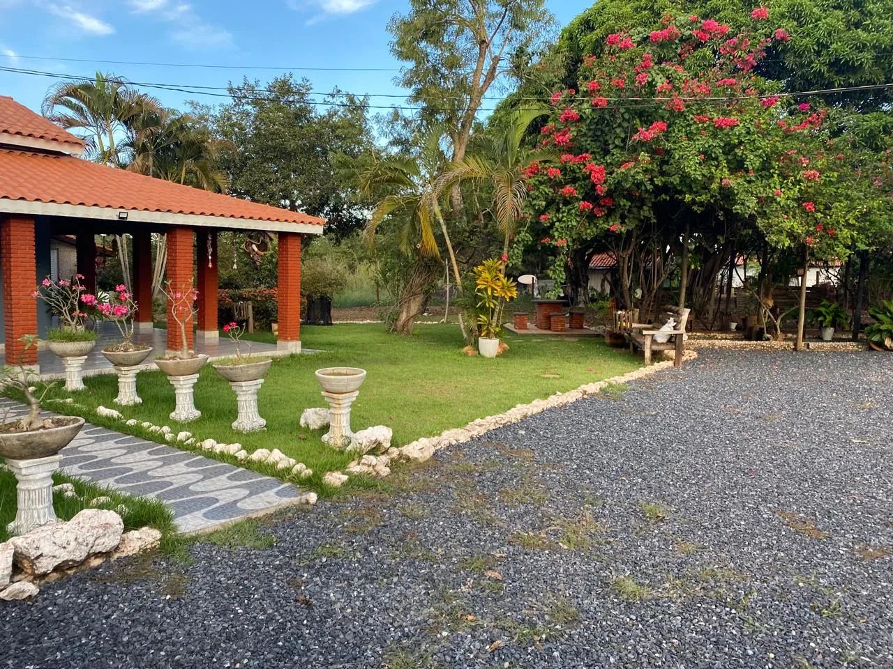 LINDA CHÁCARA  PRÓXIMO  DE CUIABÁ 