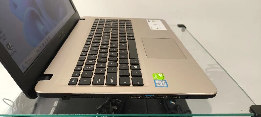 Notebook Asus X540U Intel Core i3-6006U RAM 4GB SSD 240GB