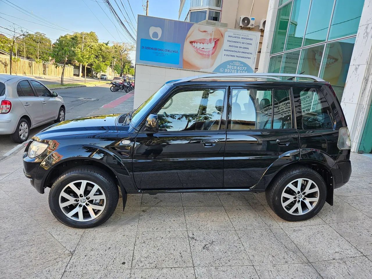 Mitsubishi Pajero 2012