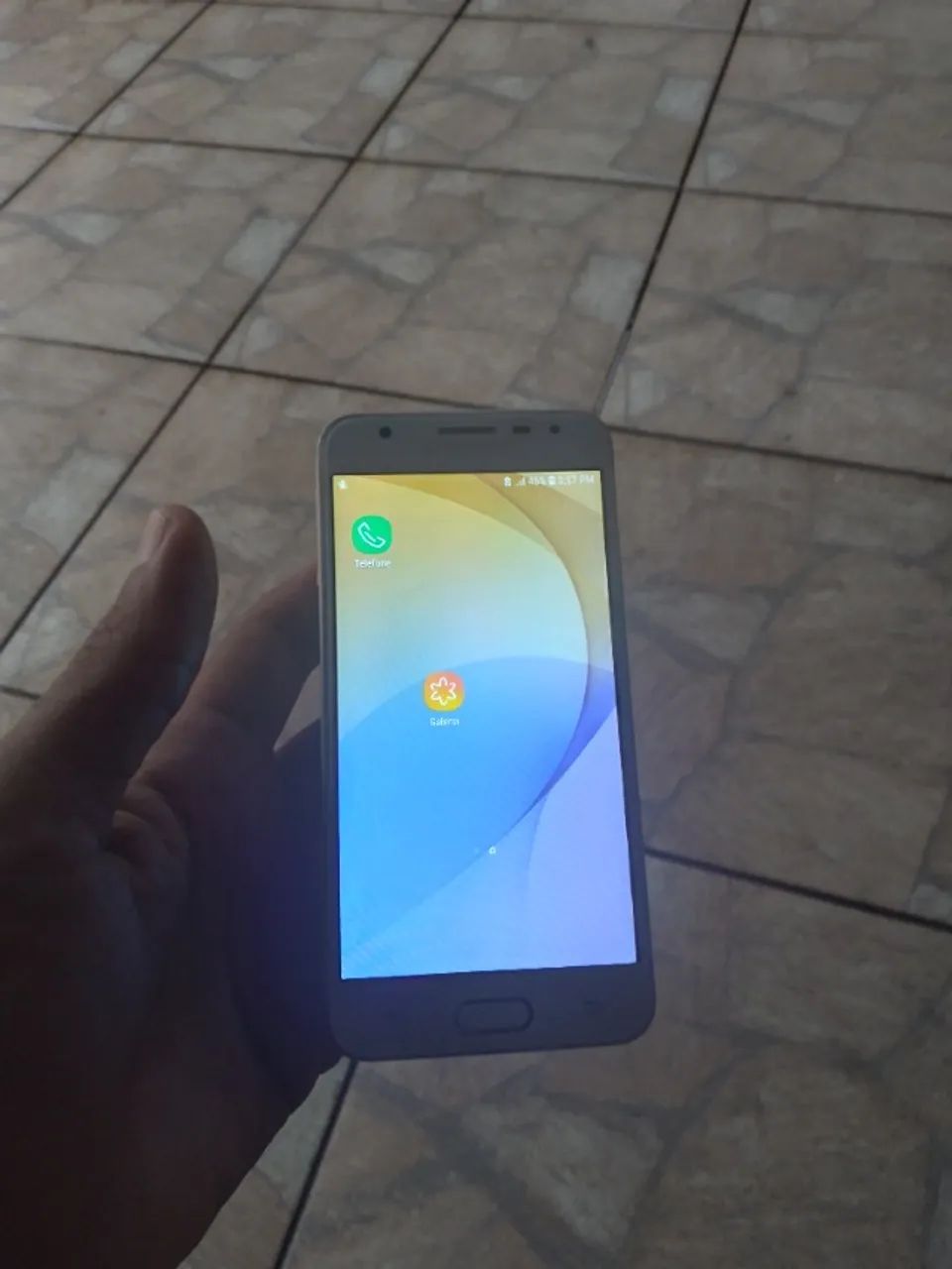 J5 prime dourado ,32 gigas ,bateria ok ,tela sem trincos ,bem conservado, pra vender logo 