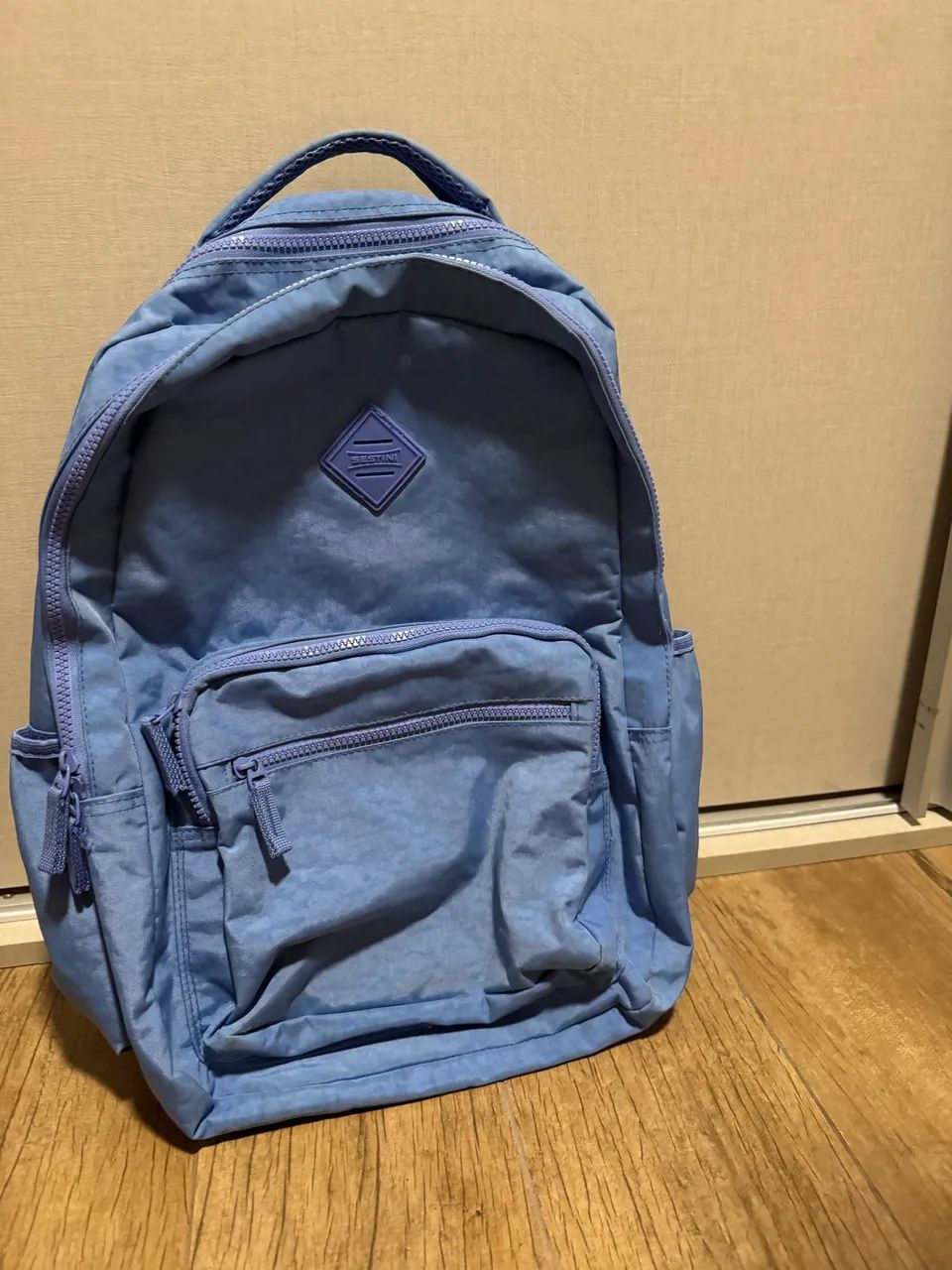 Mochila junto com o estojo  - Foto 2