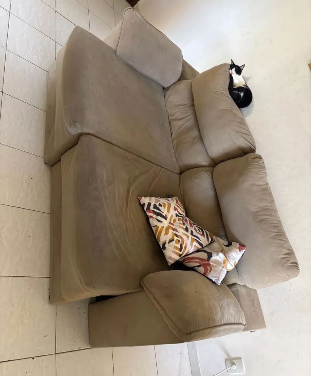 Vendo sofá 2 lugares Retratil usado - Foto 2