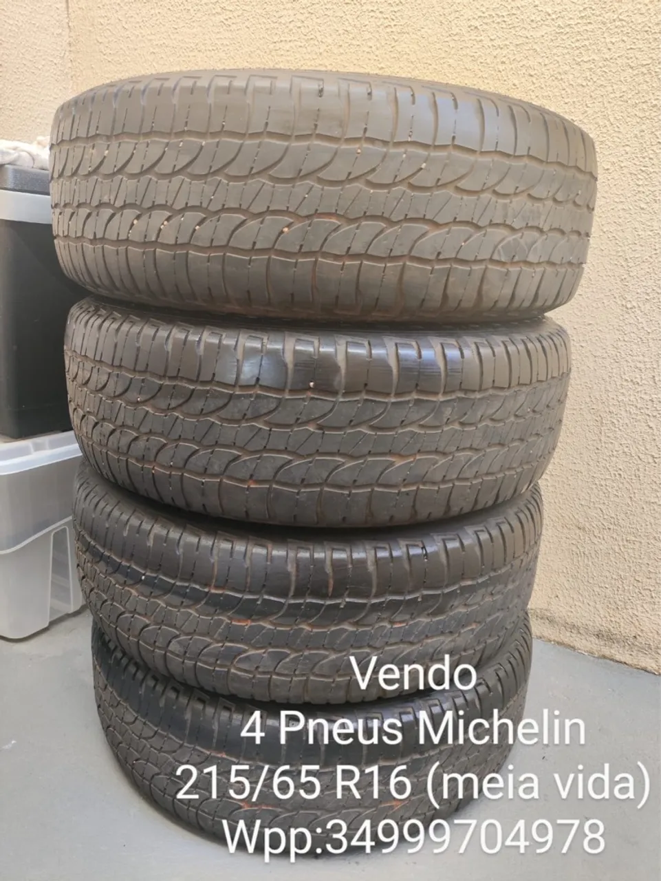 4 Pneus Michelin 215/65 R16