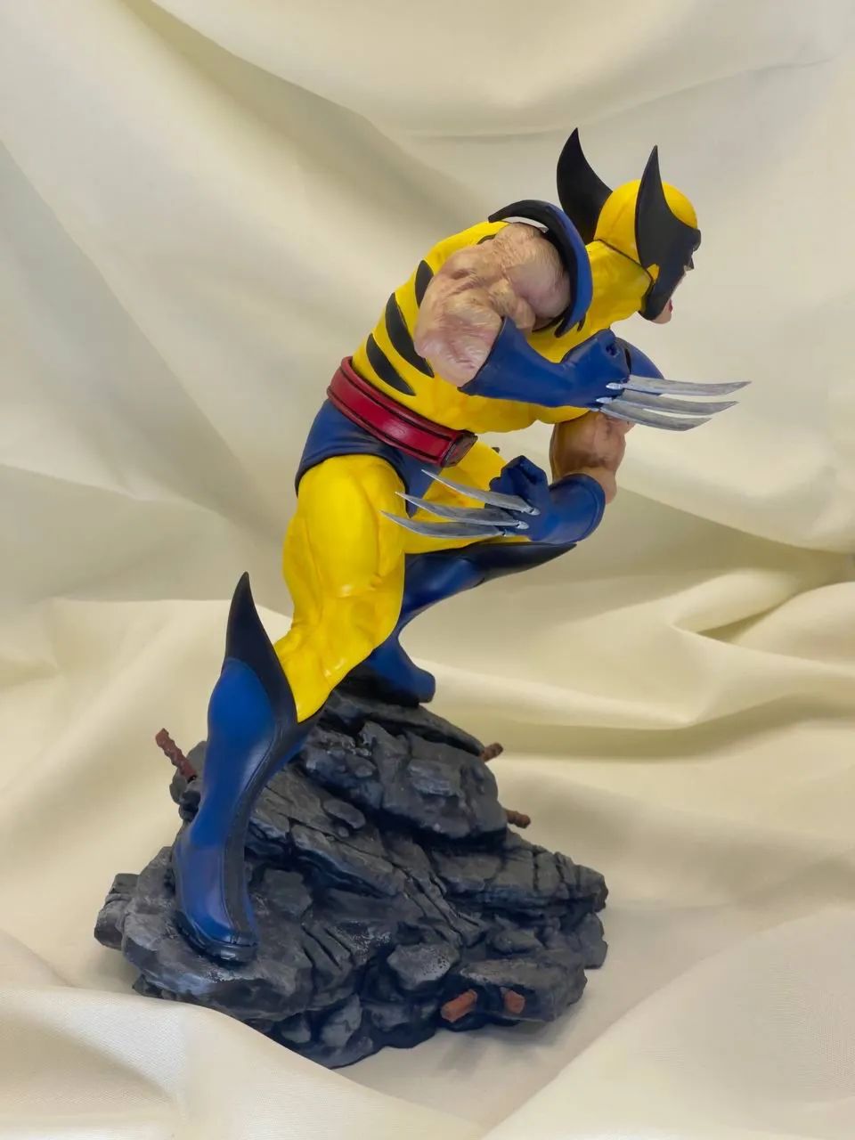 Estátua Wolverine (Clássico) - Marvel X-Men - Foto 3