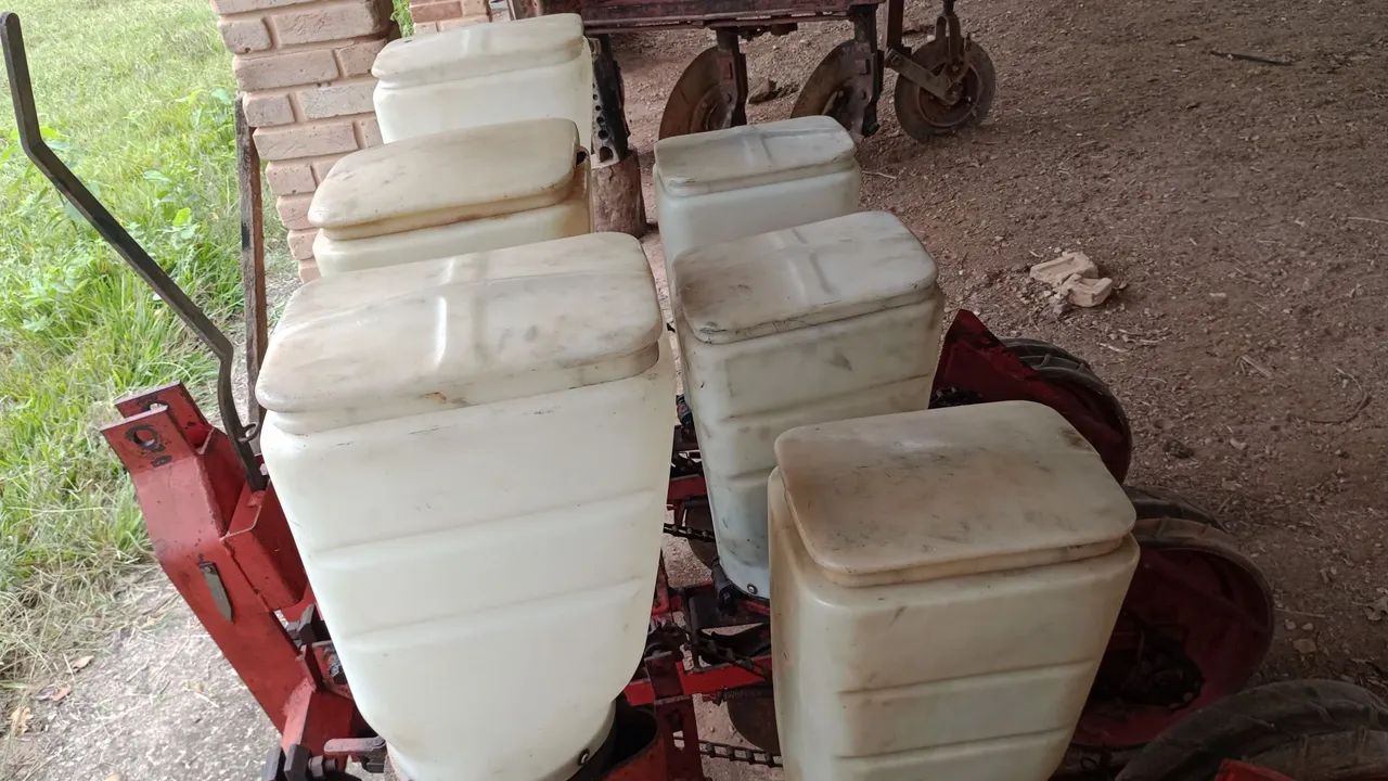 Plantadeira de Sementes Agrícola Jumil 3 linhas - Foto 5