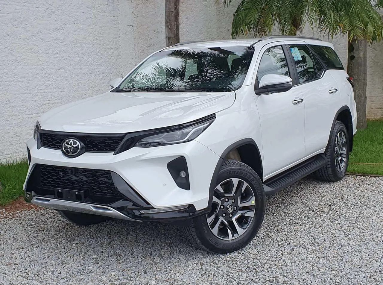 Toyota Hilux Sw4 2025