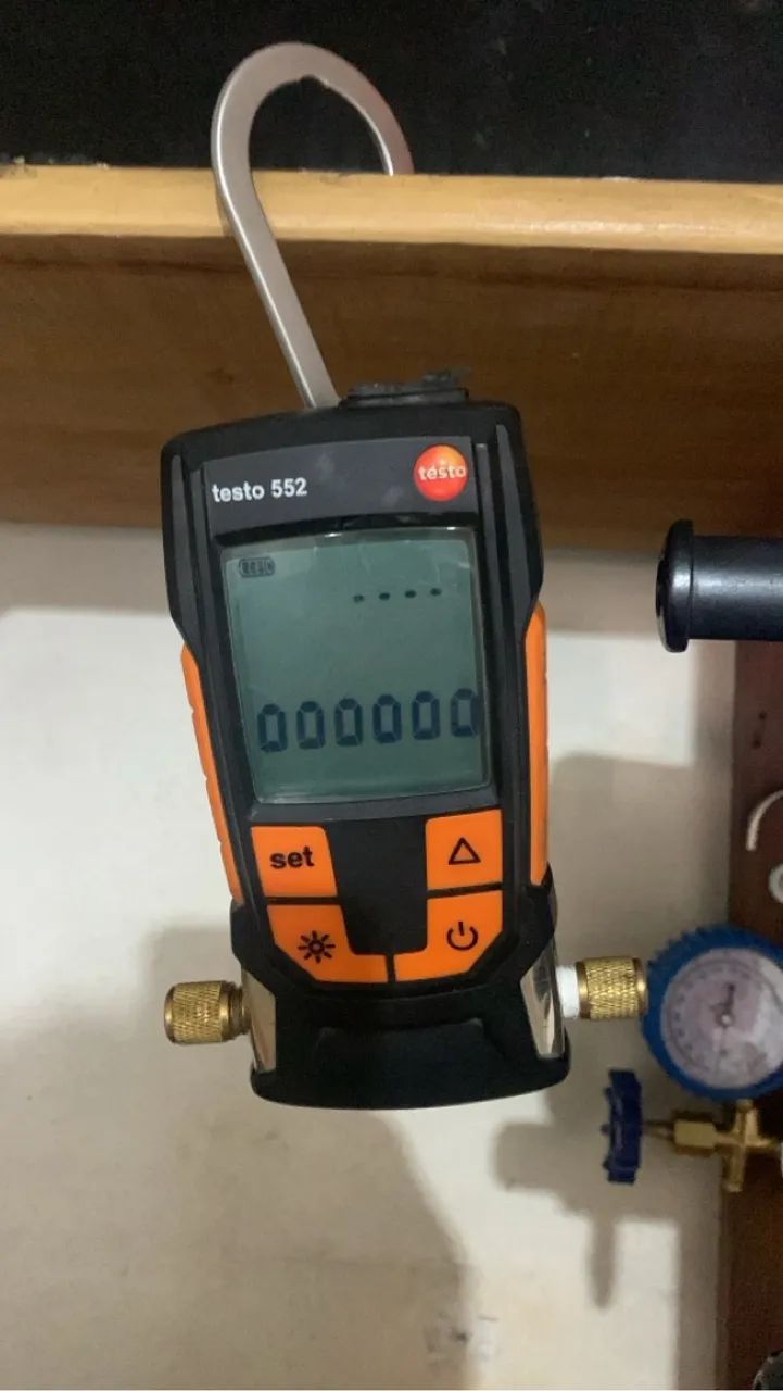 Manômetro Digital , bomba de Vácuo 7,5  e Vacuômetro digital Testo 552 para Refrigeração