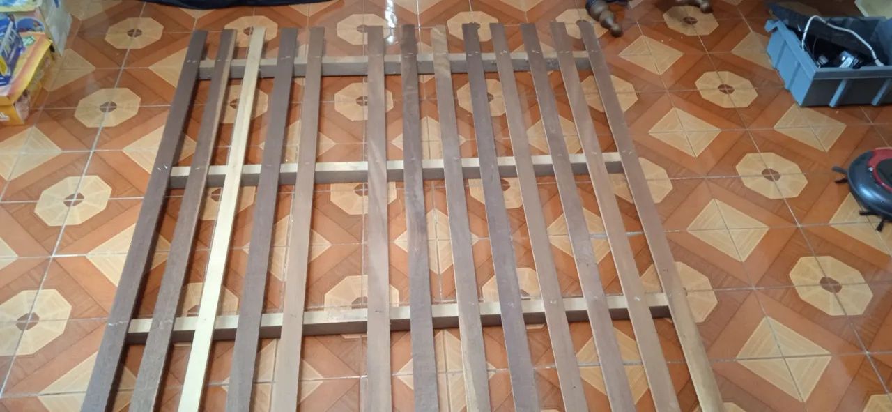 Cama de casal de madeira maciça tamanho padrão 64960522437377120