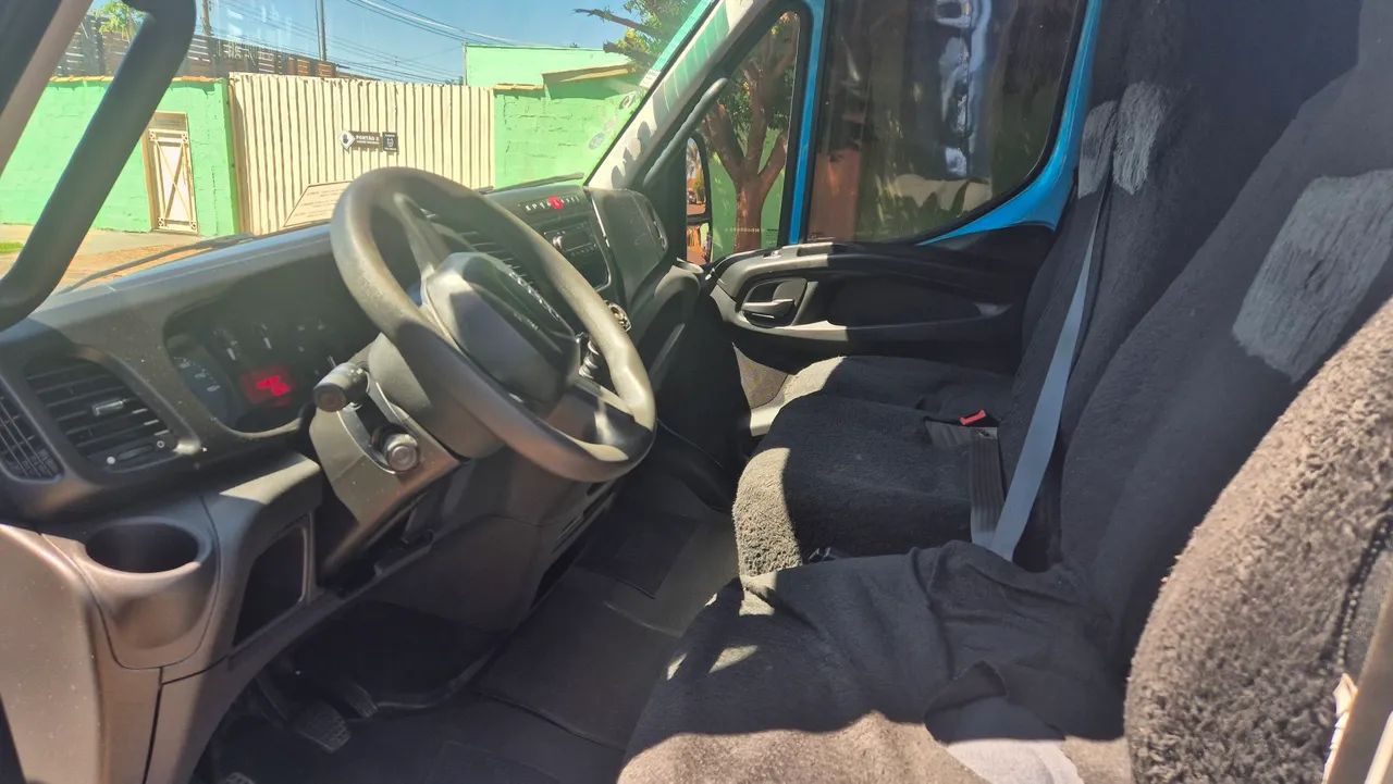 Iveco 35150 2022 baú  - Foto 12