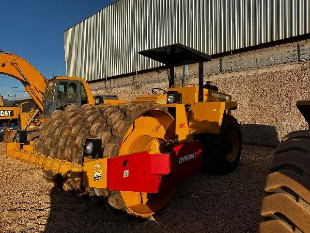 Rolo Dynapac CA25  - Compactador Robusto e Pronto para Trabalhar  - Foto 3