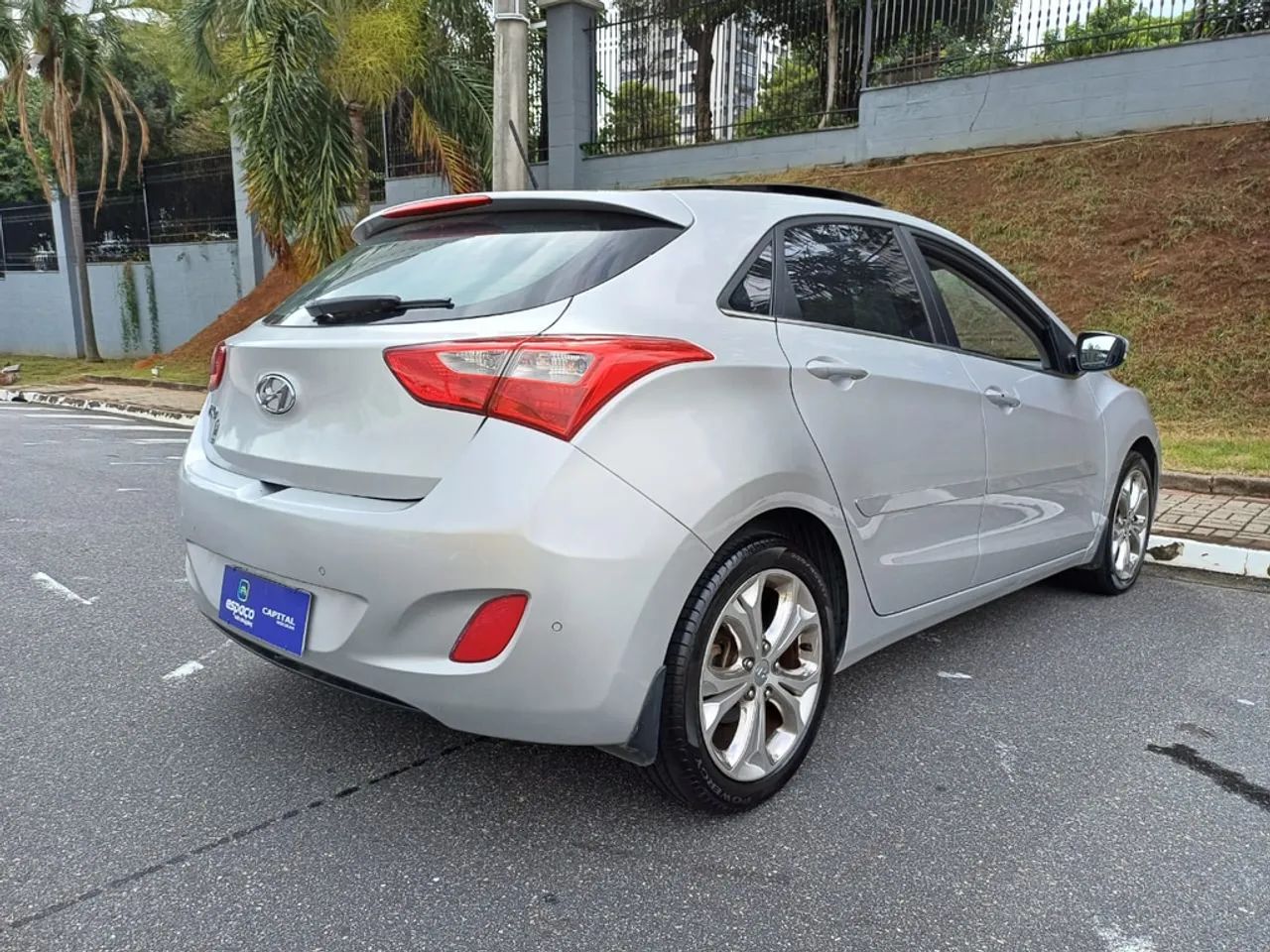 Hyundai i30 Gasolina Automático - Foto 5