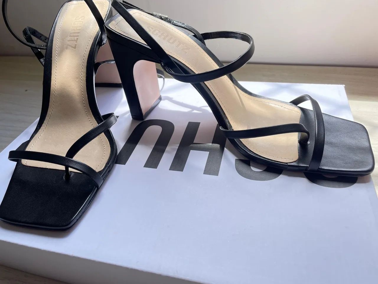 Sandália Schutz Preta