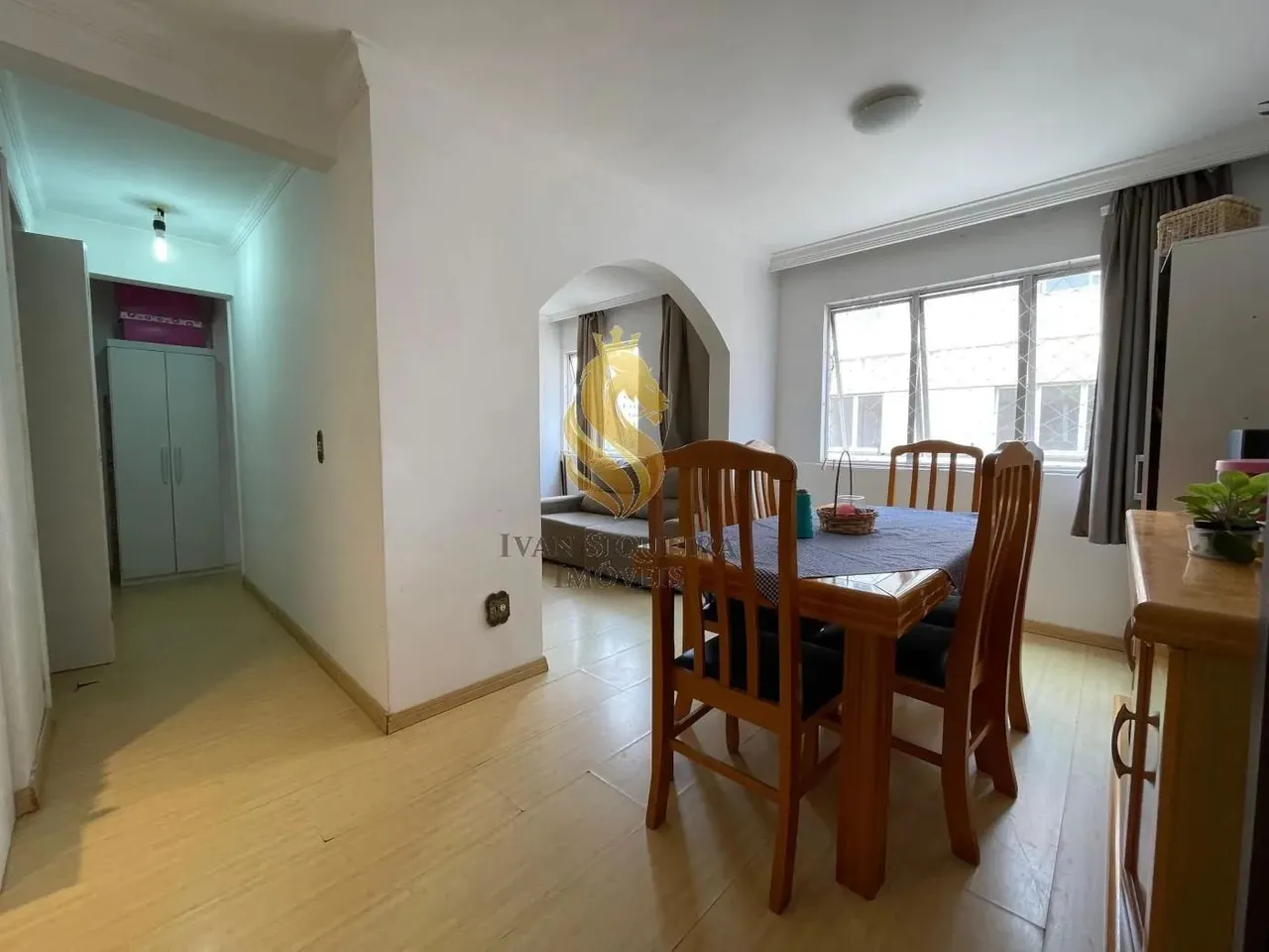 Apartamento para Venda em Curitiba, Portão, 2 dormitórios, 1 banheiro, 1 vaga