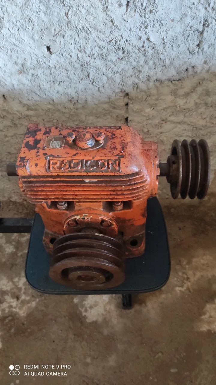 Redutor de velocidade marca radicon funcionando em perfeito estado!!