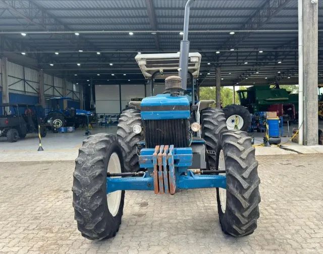 Trator New Holland 7630 - Foto 2