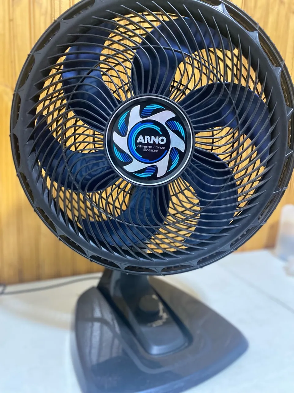 Ventilador Arno 6 pás hélice azul