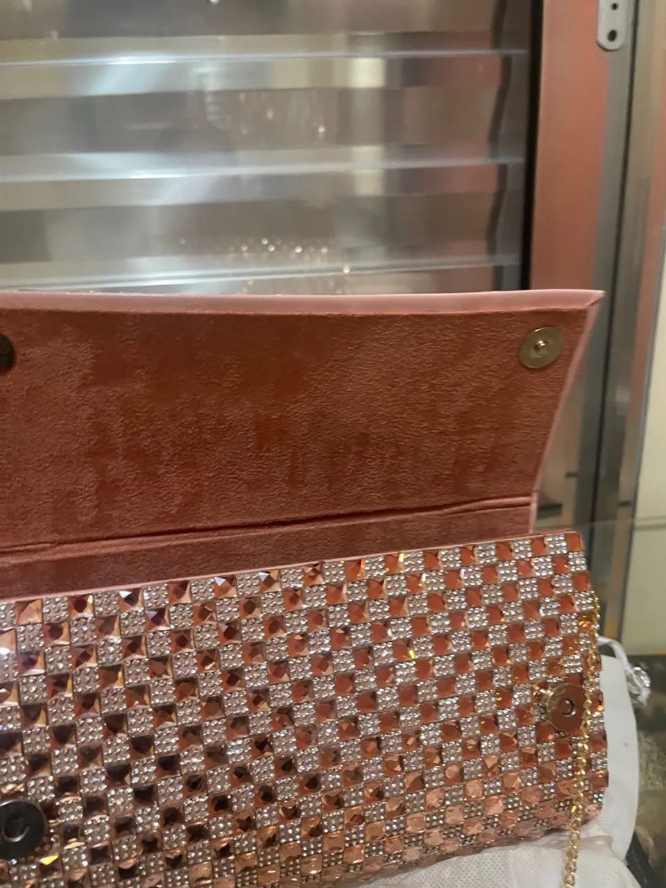 Bolsa de mão clutch com brilho - Foto 2