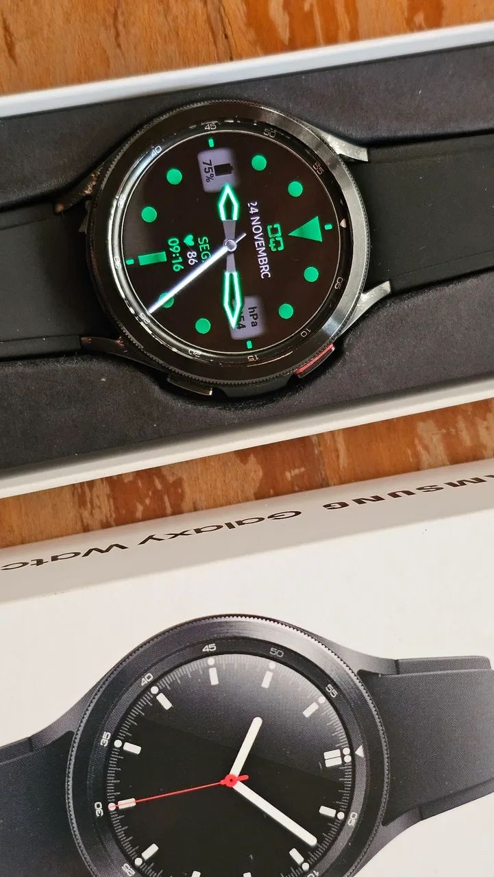 Samsung Galaxy Watch 4 Classic - 46mm - Foto 4