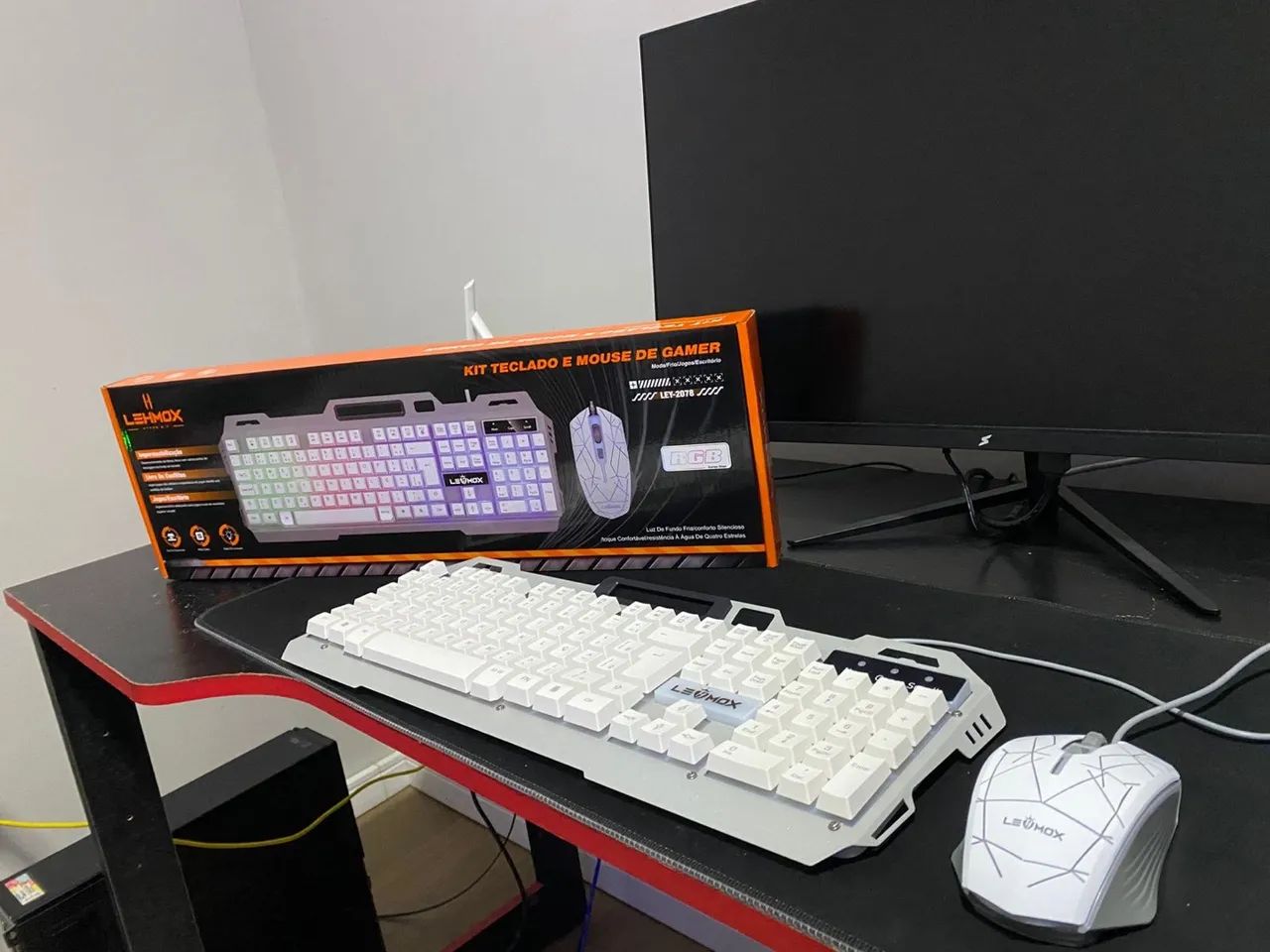 Kit Teclado e Mouse Gamer Branco - Foto 4