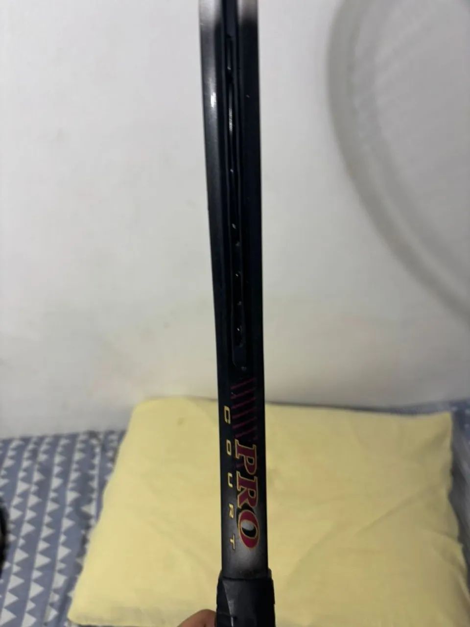 Raquete de Tênis Wilson Procourt Preta/branca - Foto 6