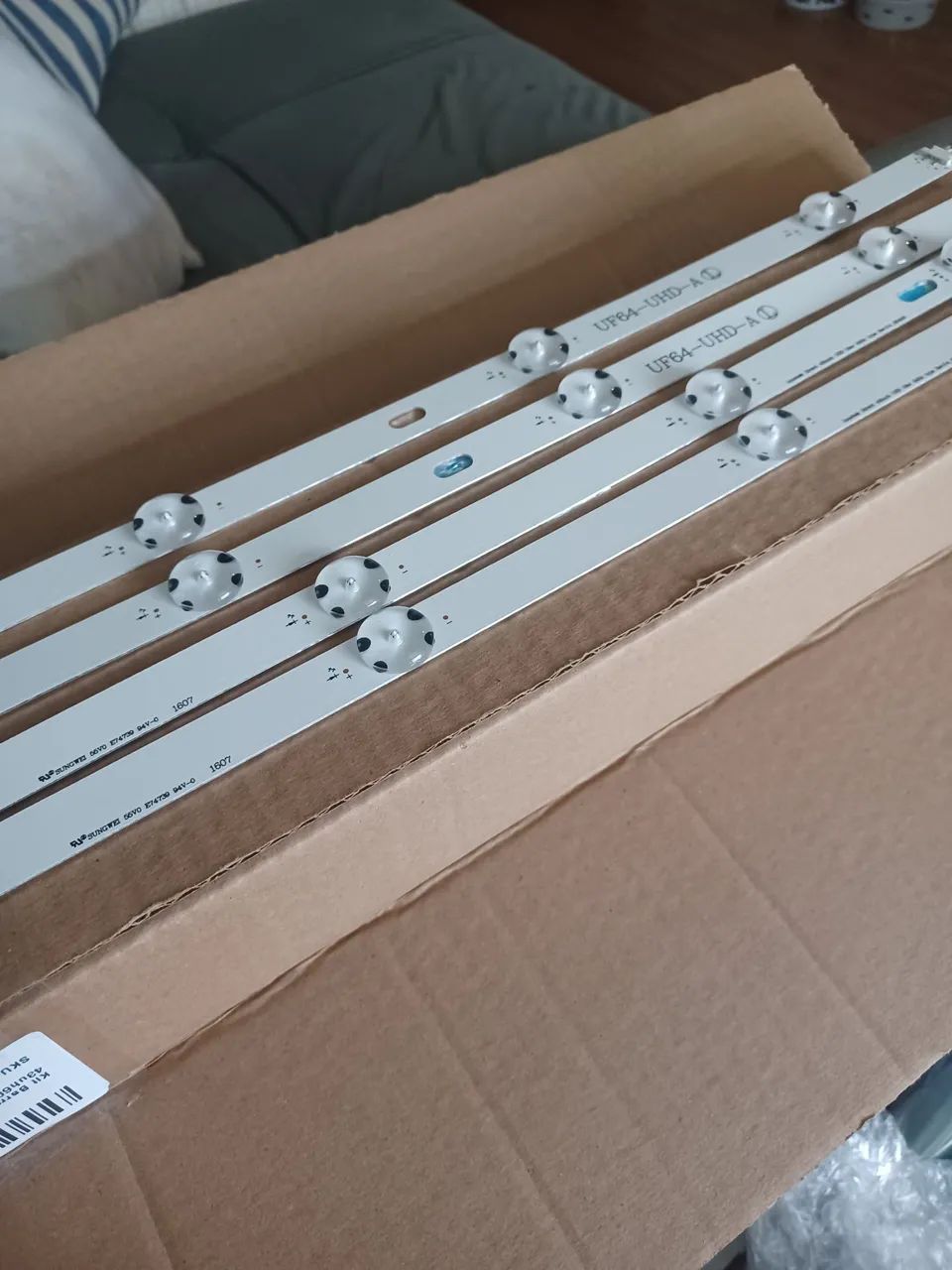 4 leds tv lg 43uf6400 em bom estado. 