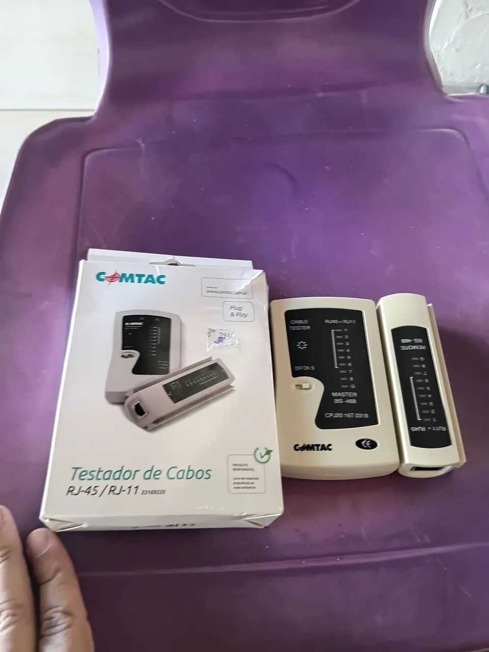 Testador de cabos RJ-45 funcionando perfeitamente 