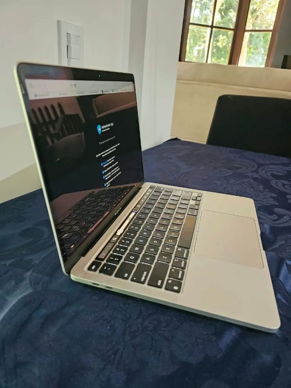 MACBOOK PRO 13