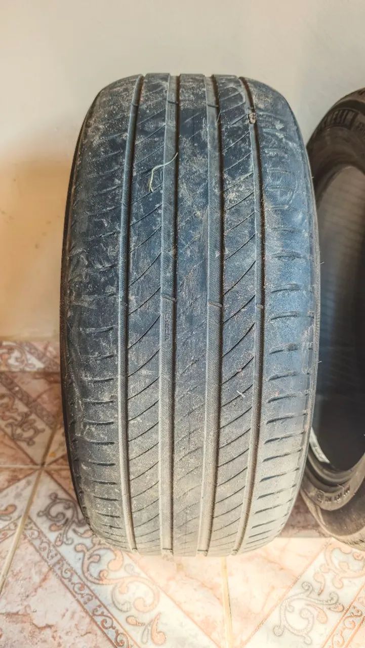Par de pneu Michelin 215/50R17  - Foto 3