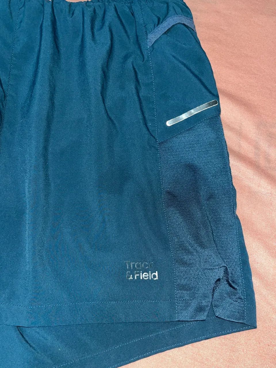 Short trackfield verde tamanho P 