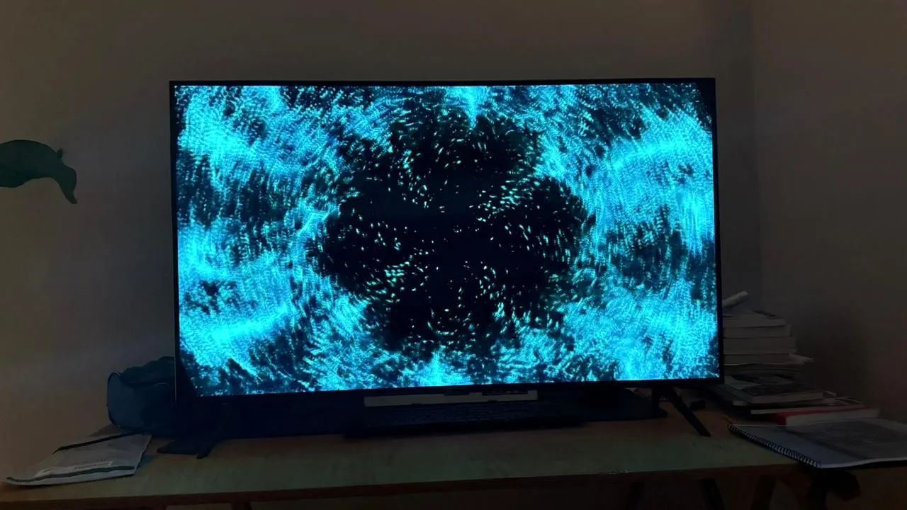 Smart Tv Samsung 43 bivolt  - Foto 2