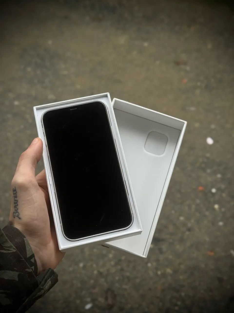 iPhone 11 - original 