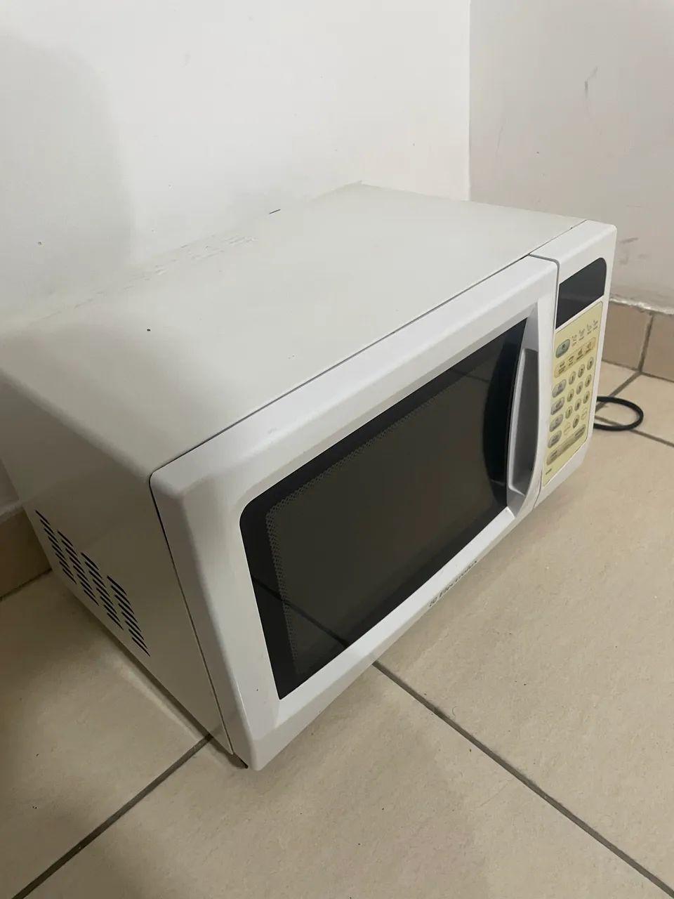 Microondas Electrolux - Foto 5