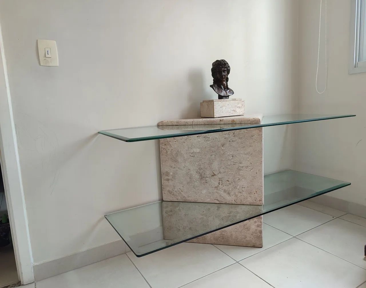Mesa vidro e mármore
