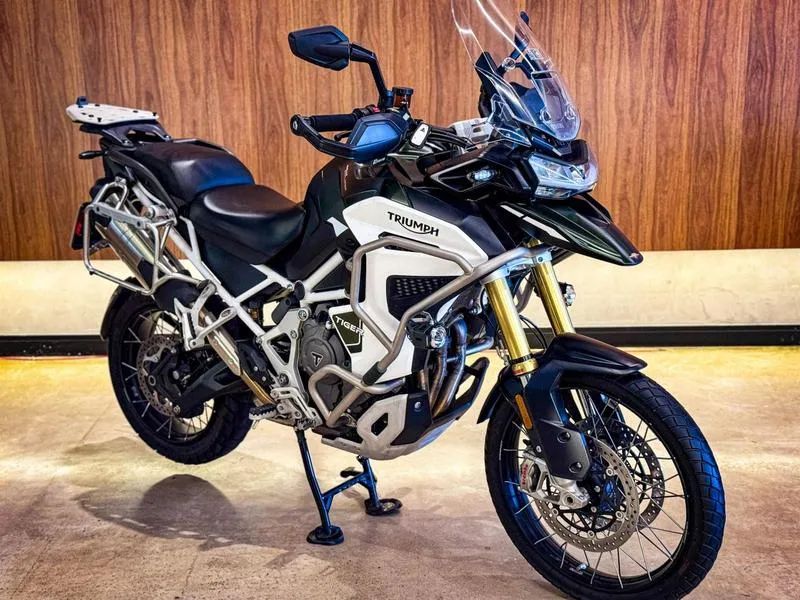 Triumph 1200 Explorer 2022 - 1464176615 | OLX