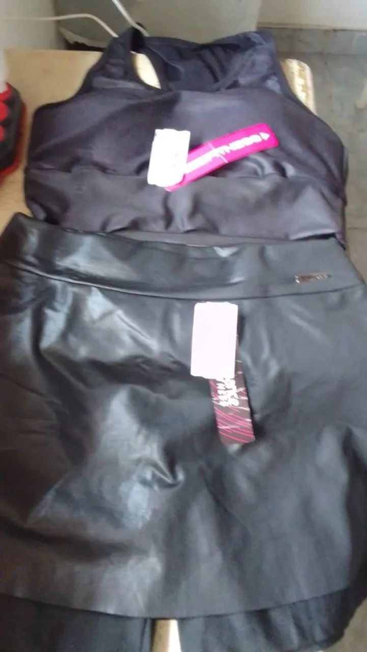 Vendo um  conjunto  da romance cde laycra  tamanho  m 