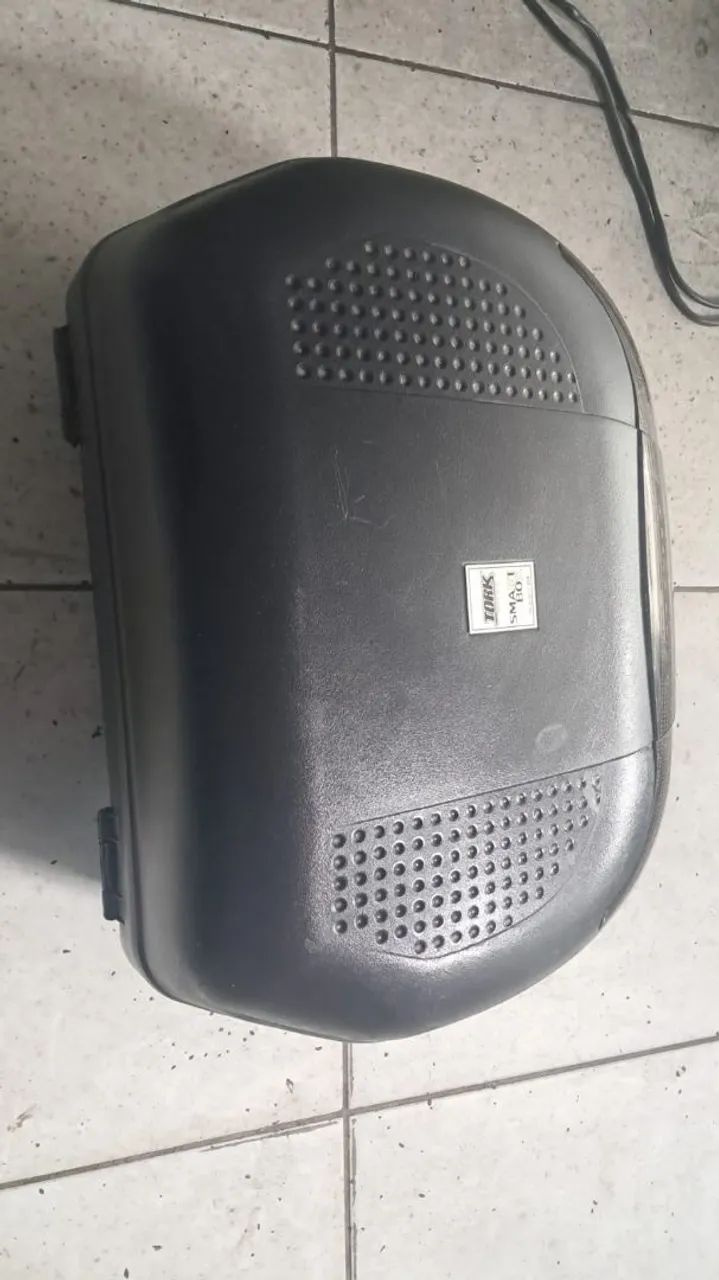 ? Baú Tork Smart Box 48L, preto. Espaçoso, ideal para capacete e objetos! - Foto 2