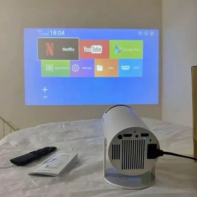 Projetor HY300 Smart Android 11 WiFi Bluetooth 4K Portátil Novo - Foto 3