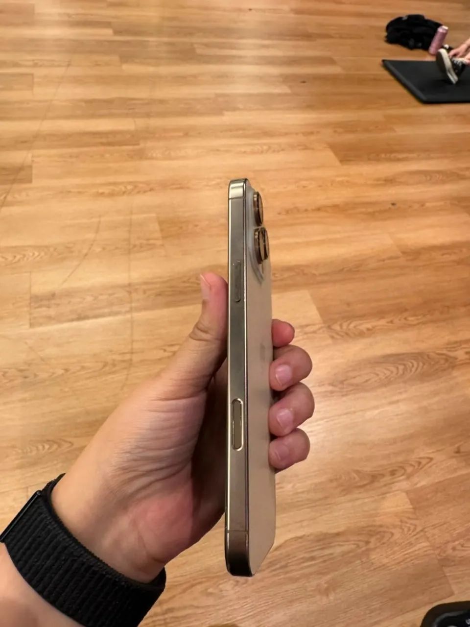 Iphone 16 pro max - Foto 2