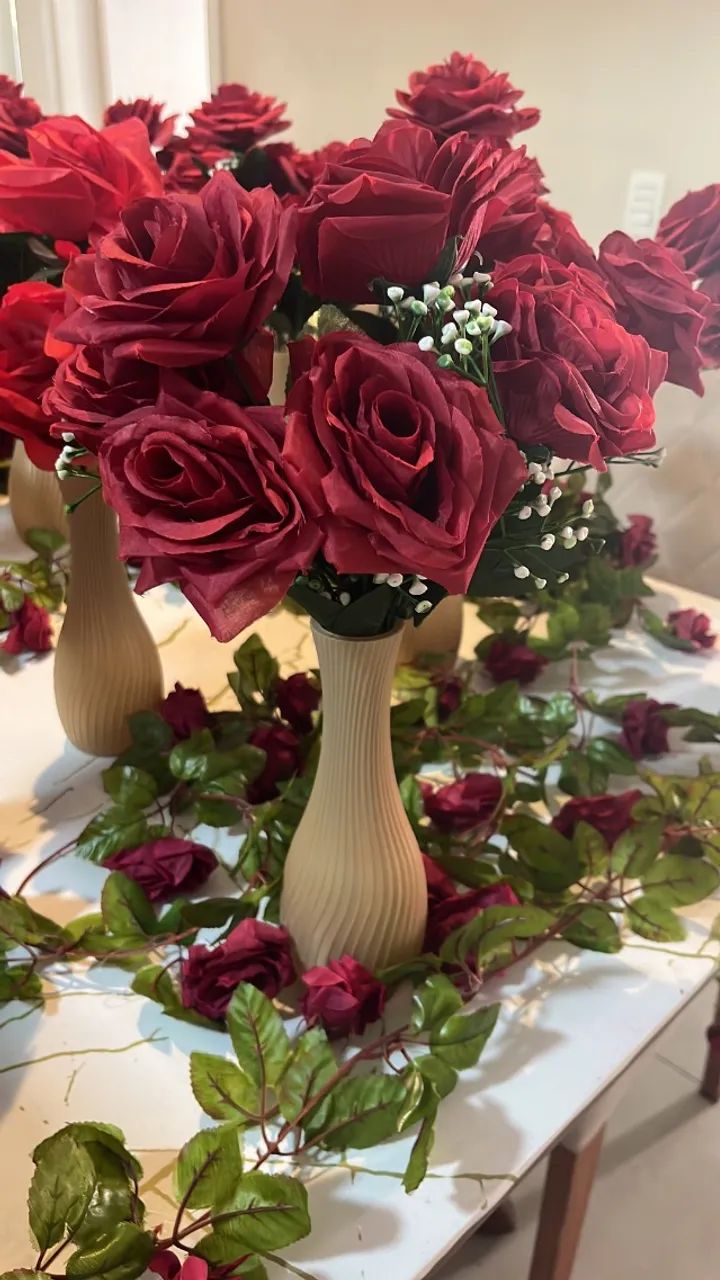 Decoração flores vermelhas, Bela e a fera. - Foto 4
