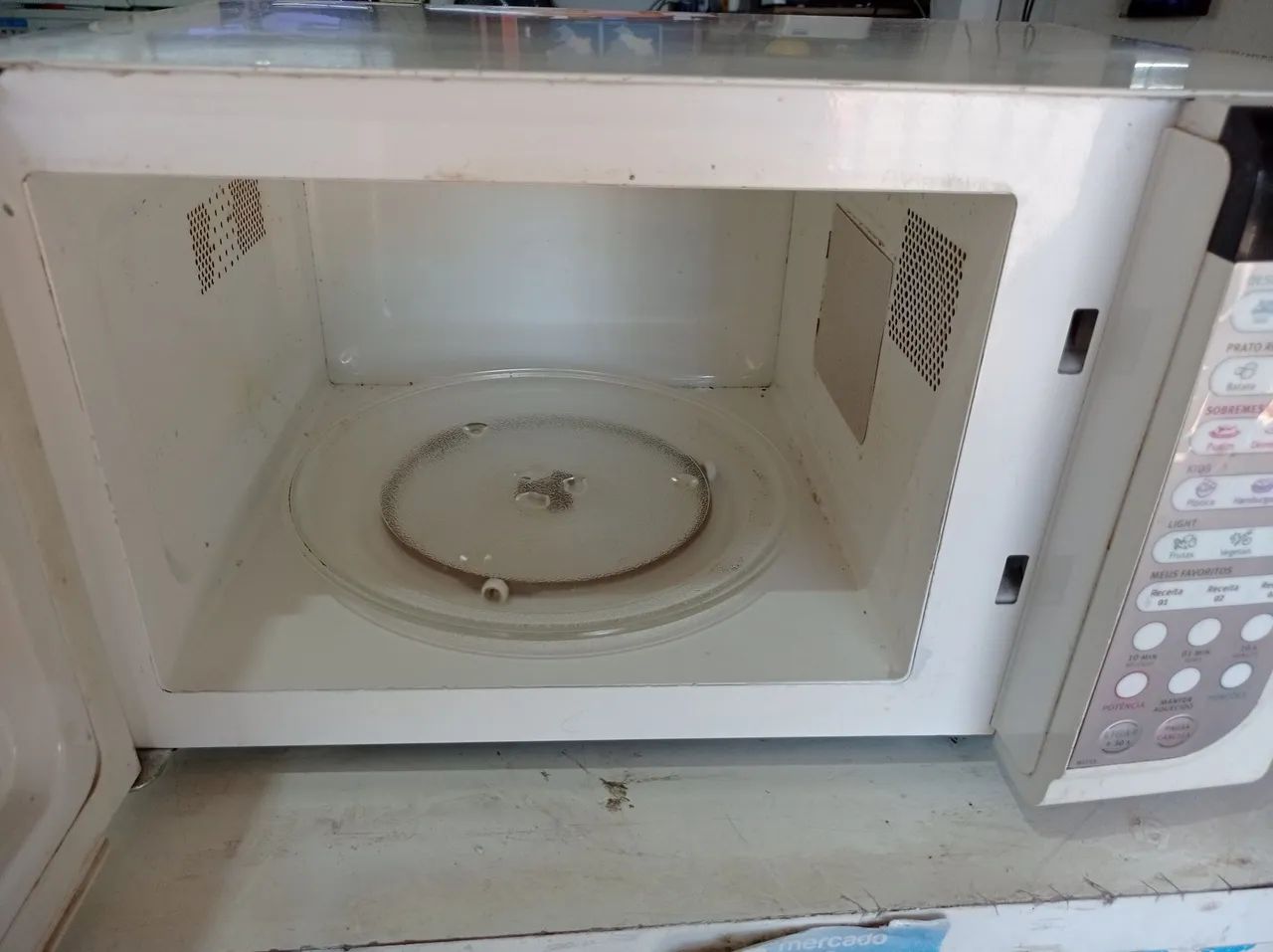 Microondas Eletrolux 23 litros  - Foto 4