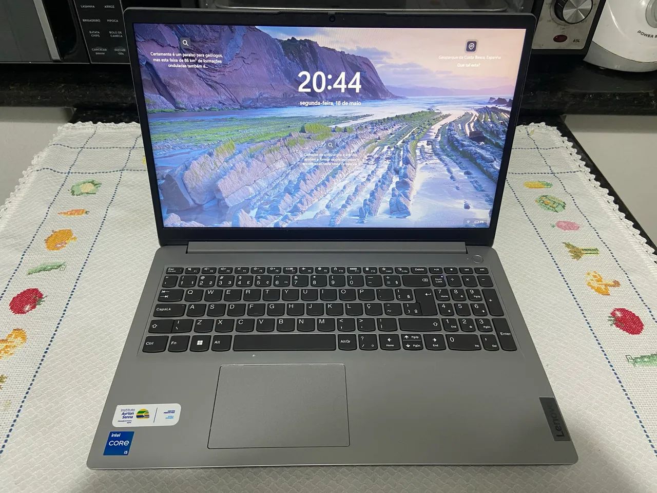 Notebook Lenovo IdeaPad 1 i5 + 8GB RAM - Foto 2