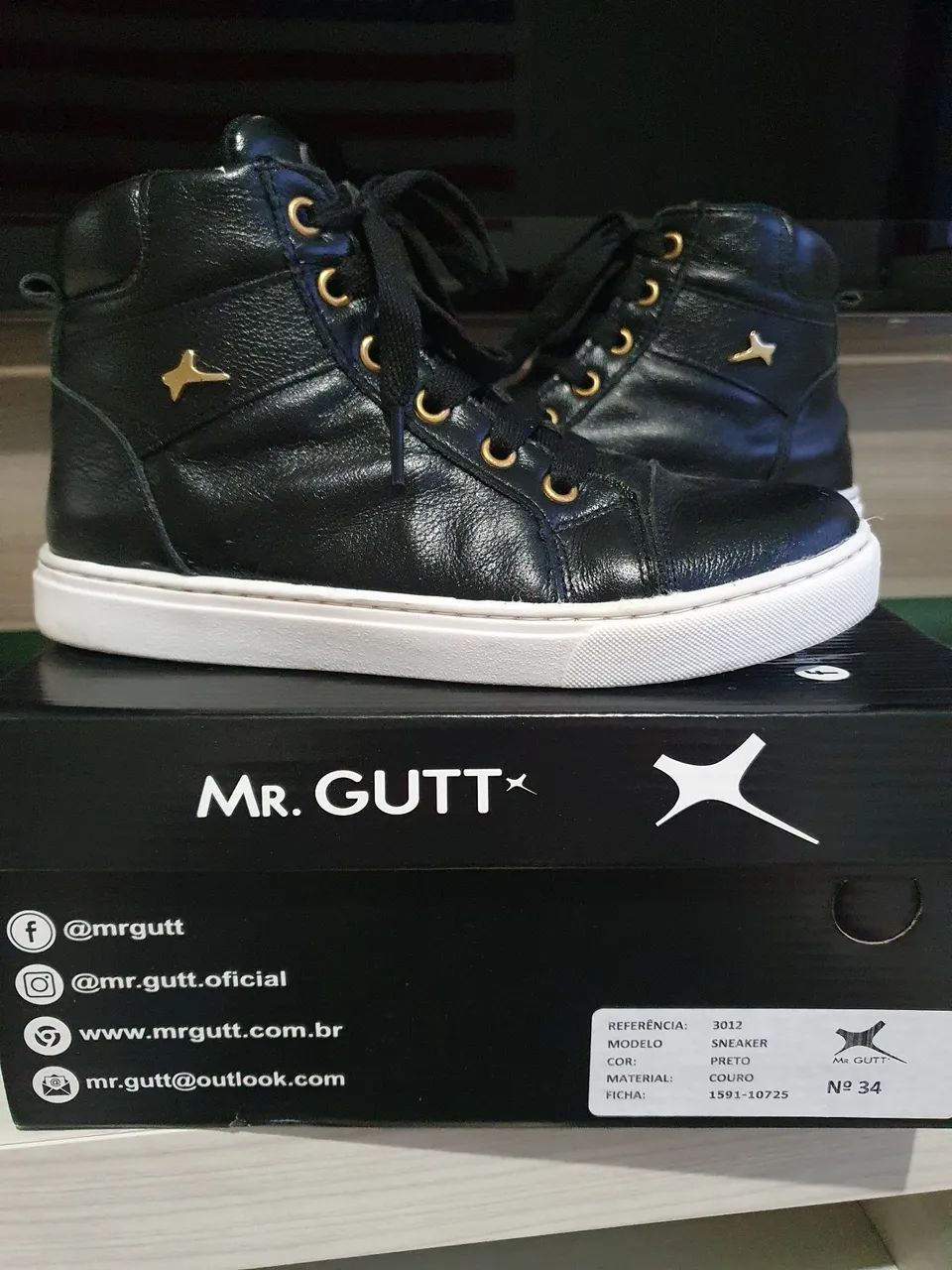 Bota de couro 34/35