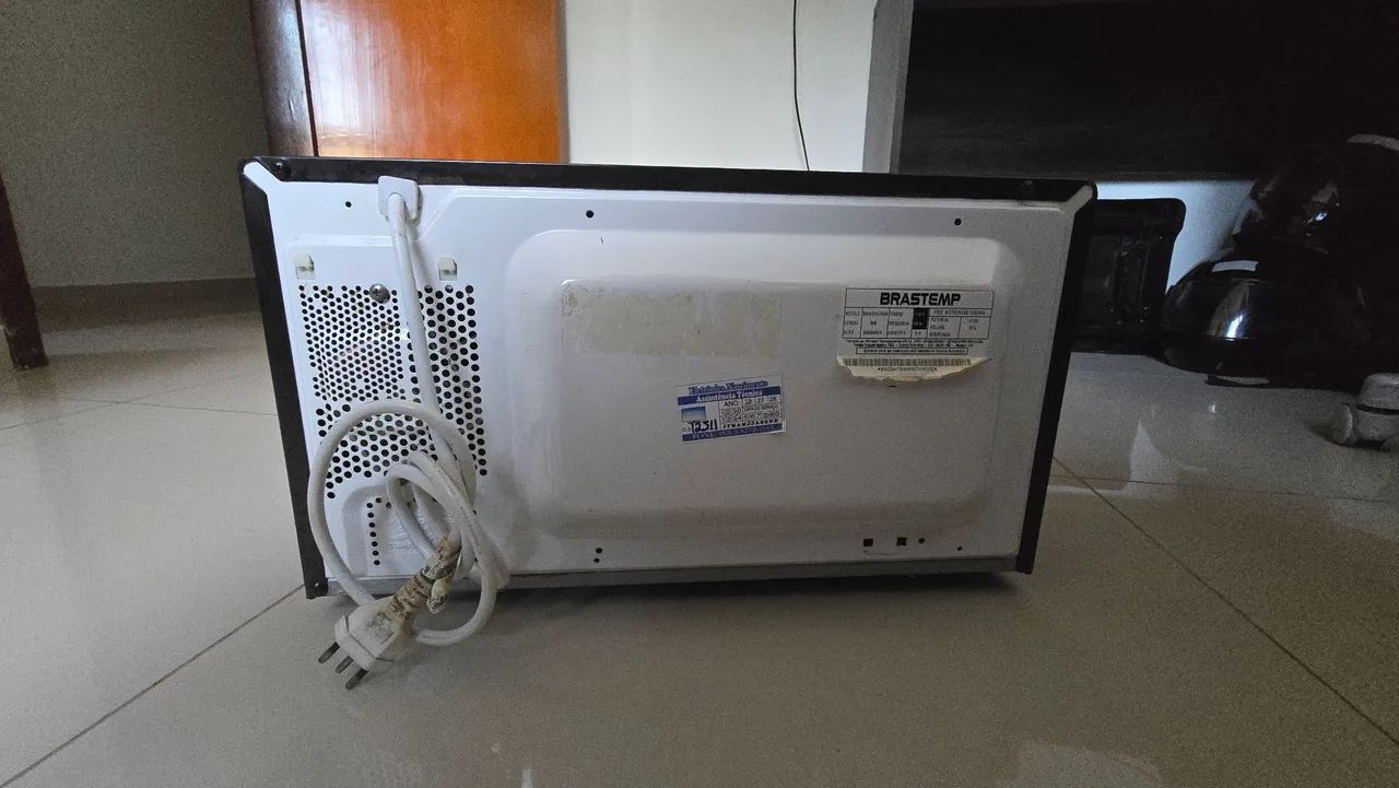 Micro-ondas brastemp 20L - Foto 3