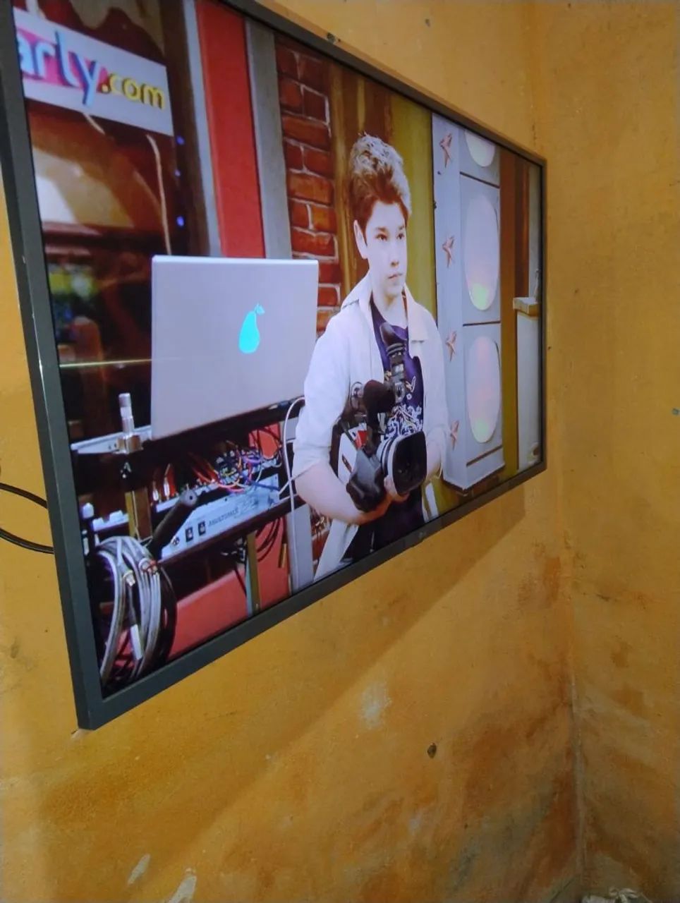 TV LG de 42 polegadas pra vender ou trocar 