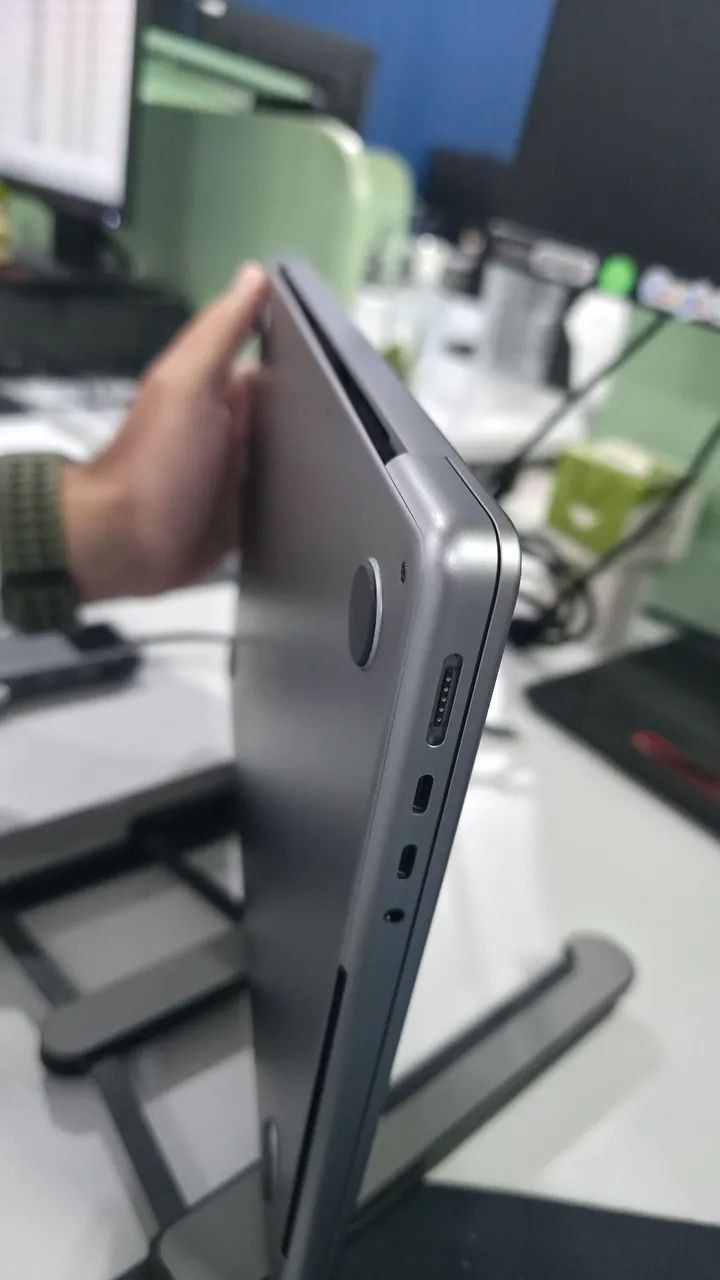 Macbook M2 Pro 14" 16GB 512GB - Foto 3