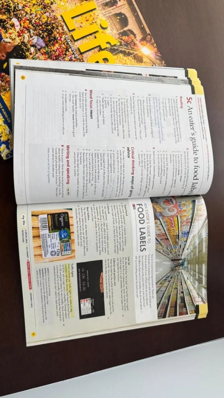 livros life elementary student's book e workbook - Foto 3