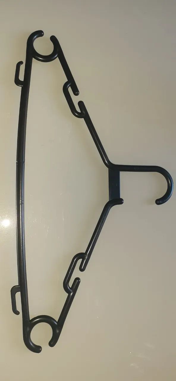70 cabides resistentes 
