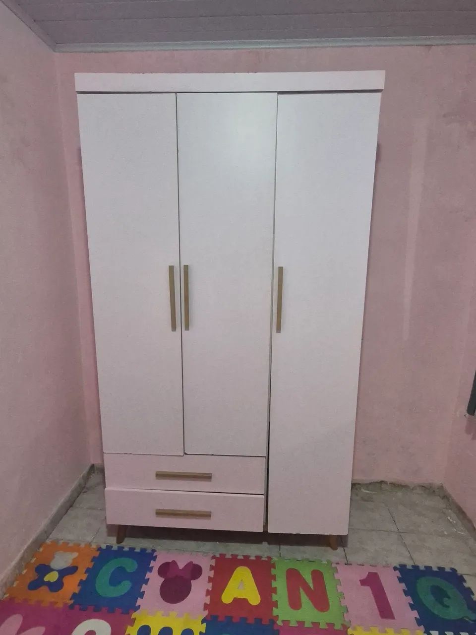 Guarda roupa infantil 