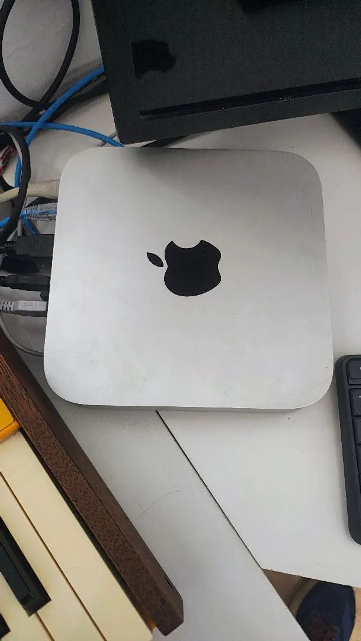 Mac mini server 2011 na caixa 16G RAM 2 HD com Monterrey