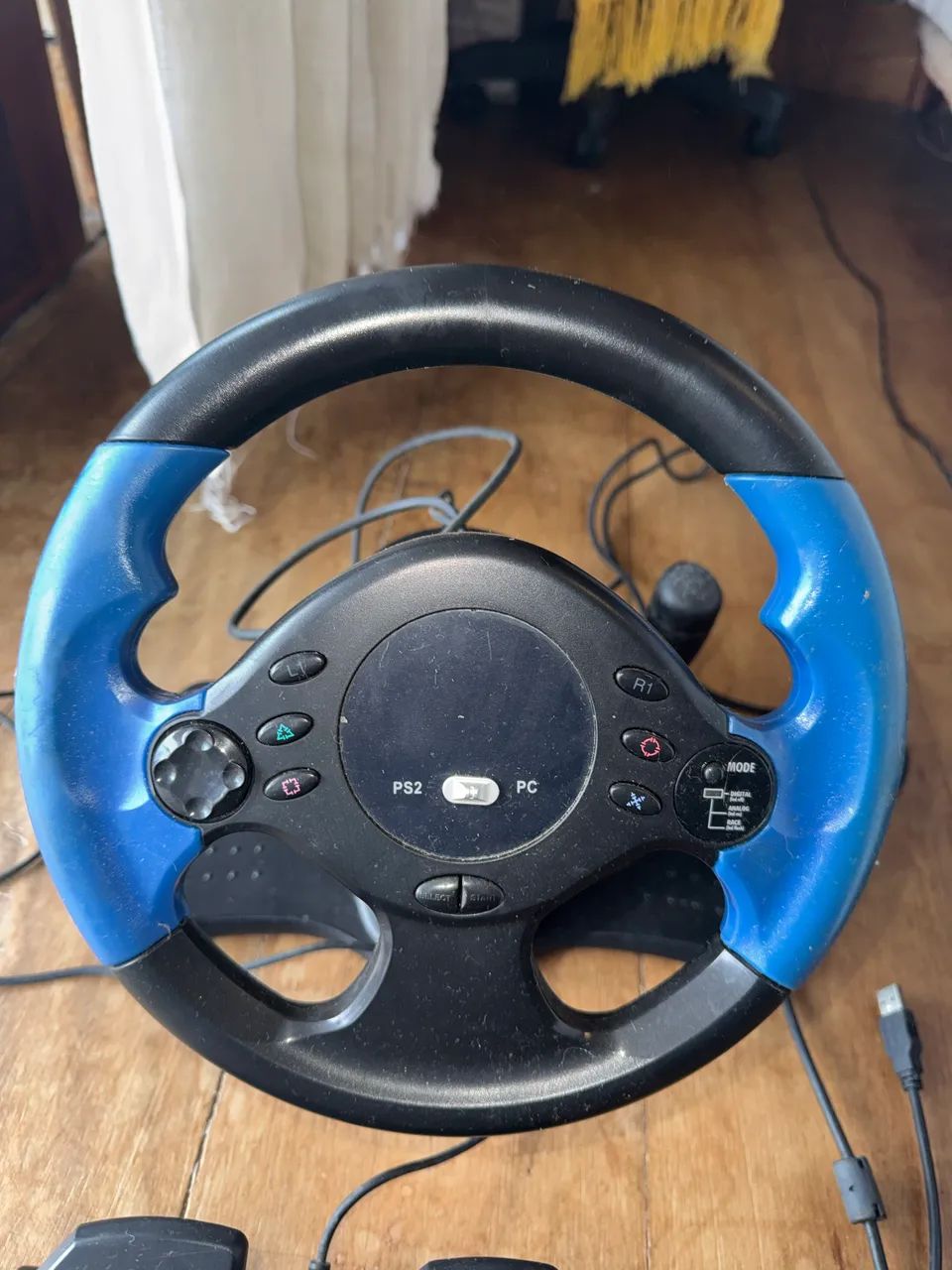 Volante Trans Wheel PS2 e PC com Pedais e Câmbio - Foto 4